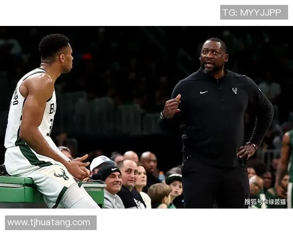 爵士对阵雄鹿精彩比赛直播全程回顾与分析