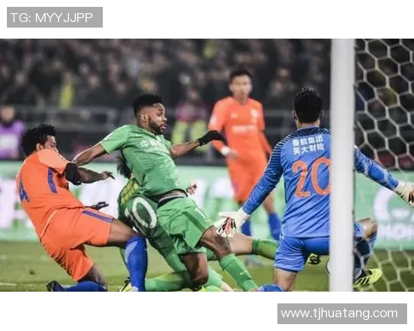 重温2018年鲁能与国安激战回顾精彩瞬间与赛场记忆